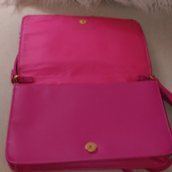 Juicy Couture black sequin and pink crossbody bag - Picture 4 of 7